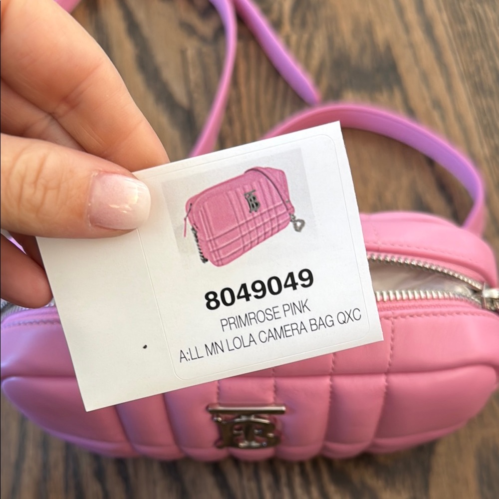 Burberry lambskin Quilted mini Lola camera Bag Primrose Pink - Picture 8 of 12